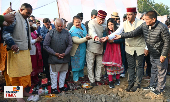 कैबिनेट मंत्री गणेश जोशी देहरादून के विलासपुर काड़ली क्षेत्र में पेयजल योजना