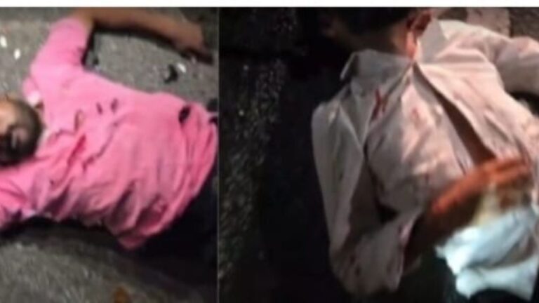 रुड़की में दो बाइकों की भीषण टक्कर के बाद मौके पर राहत एवं बचाव कार्य करती पुलिस।