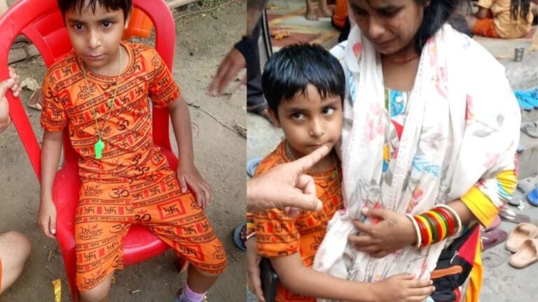 कांवड़ मेले के दौरान बिछड़े बच्चे को हरिद्वार पुलिस द्वारा उसकी मां से मिलाते हुए सांकेतिक तस्वीर
