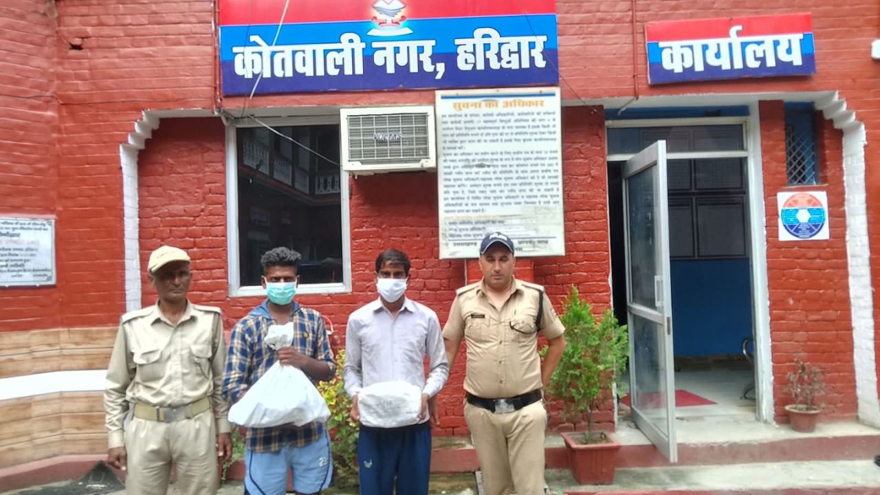 हरिद्वार कोतवाली नगर पुलिस की कार्रवाई में बरामद अवैध देशी शराब